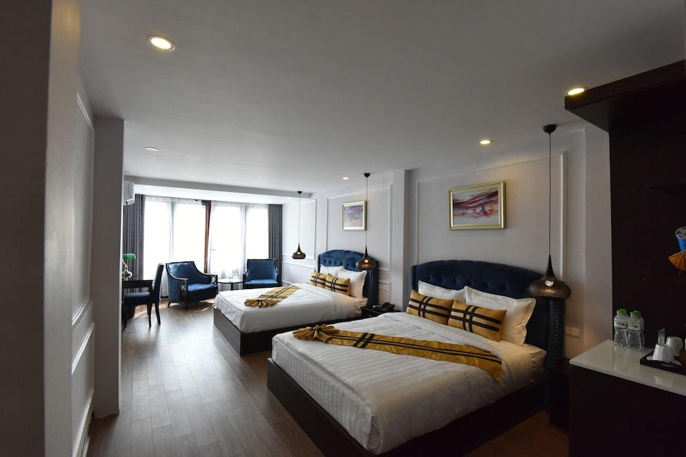 Hotel S And Hanoi